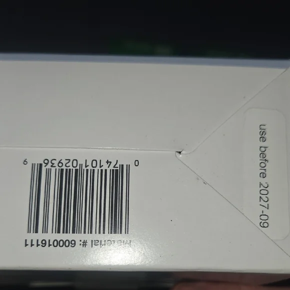 Fujifilm Instax Mini Instant Film Pack - Green and White - Picture 2 of 3